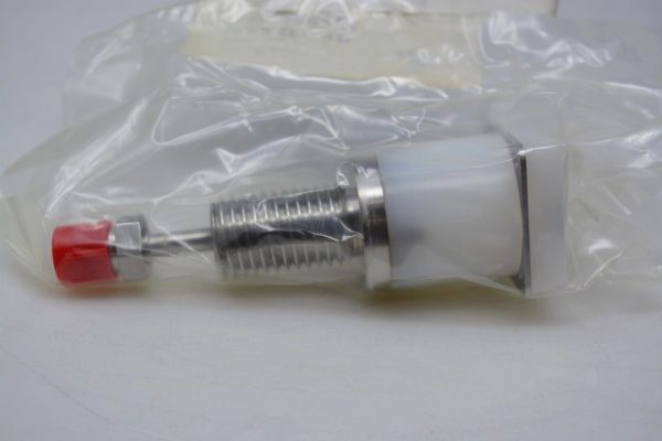 LAM RESEARCH CORPORATION 600756