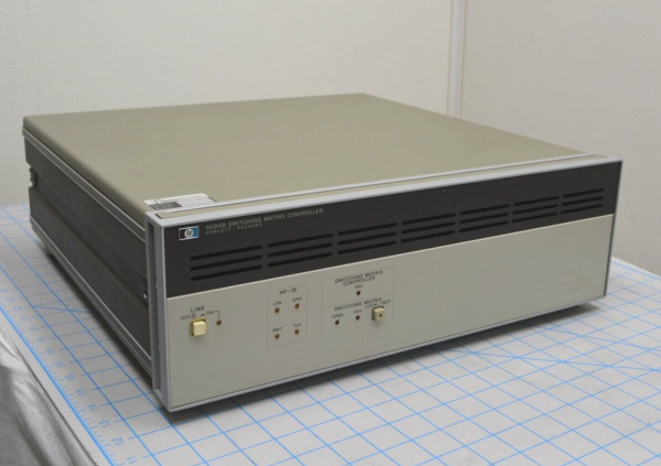 HEWLETT PACKARD 4084B