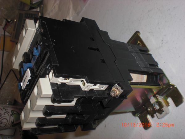 TELEMECANIQUE LP1D4011