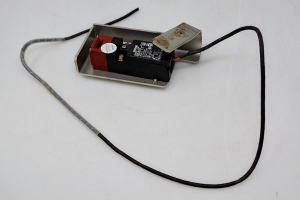 OMRON D4NS1BF