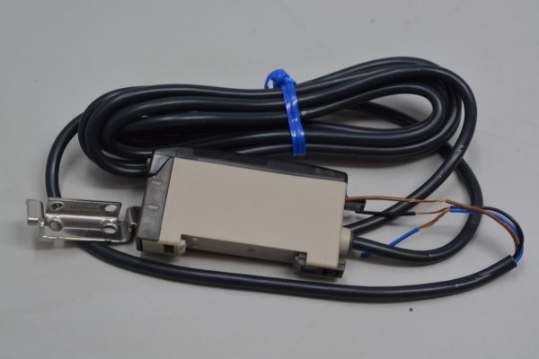 OMRON E3XNT41