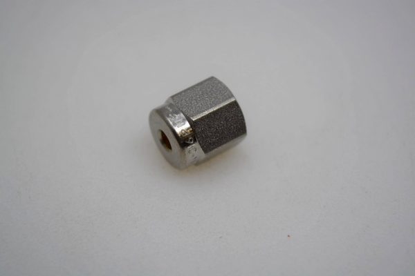 SWAGELOK HNUT180105
