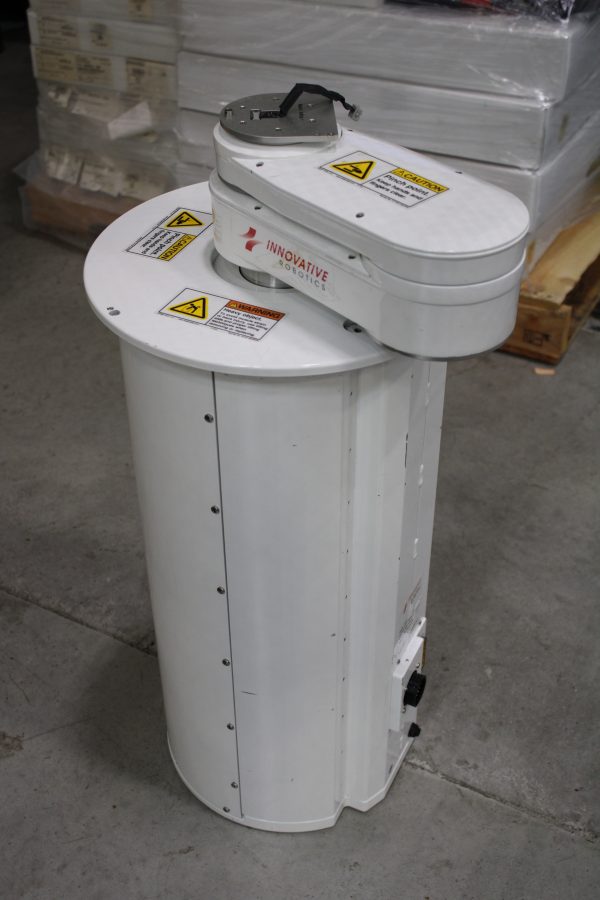 INNOVATIVE ROBOTIC SOLUTIONS IR820CROBOT
