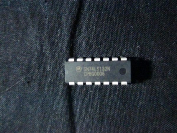 MOTOROLA SN74LS132N - Image 3