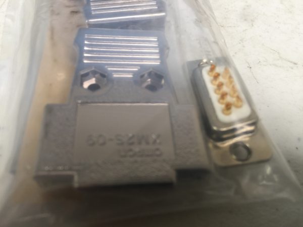 OMRON XM2S09 - Image 3