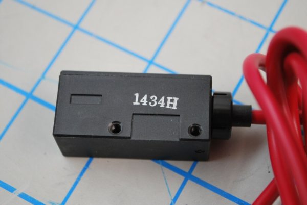 OMRON E3S2LE41 - Image 2