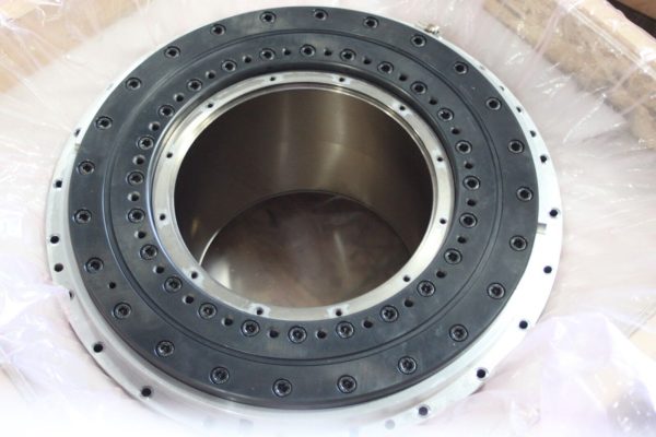 YASKAWA ELECTRIC SGMCS3ERXAYA13 - Image 5